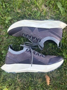 EUC MENS Allbird Tree Flyer 2 Running Shoes